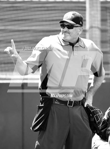 Thumbnail 3 in Bonanza vs Sierra Vista (NIAA 4A State Playoffs) photogallery.
