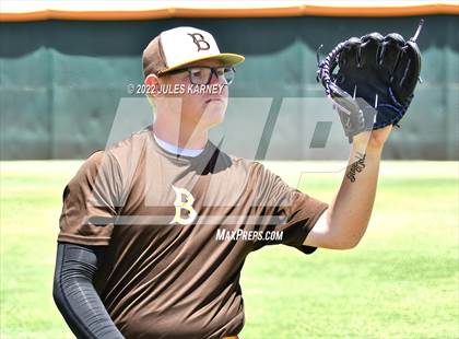 Thumbnail 2 in Bonanza vs Sierra Vista (NIAA 4A State Playoffs) photogallery.