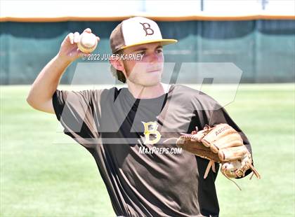 Thumbnail 2 in Bonanza vs Sierra Vista (NIAA 4A State Playoffs) photogallery.