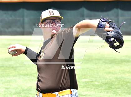 Thumbnail 3 in Bonanza vs Sierra Vista (NIAA 4A State Playoffs) photogallery.