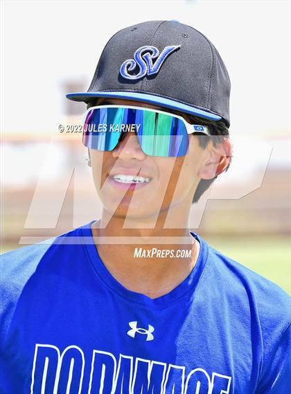 Thumbnail 1 in Bonanza vs Sierra Vista (NIAA 4A State Playoffs) photogallery.