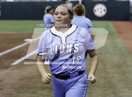 Thumbnail 2 in Hallsville vs. Montgomery Lake Creek (UIL Softball 5A D2 Final) photogallery.