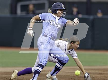 Thumbnail 1 in Hallsville vs. Montgomery Lake Creek (UIL Softball 5A D2 Final) photogallery.