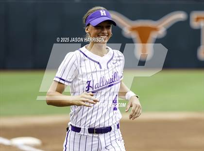 Thumbnail 2 in Hallsville vs. Montgomery Lake Creek (UIL Softball 5A D2 Final) photogallery.