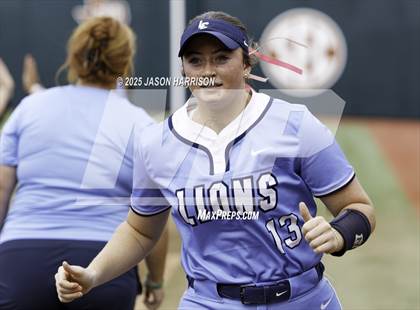 Thumbnail 3 in Hallsville vs. Montgomery Lake Creek (UIL Softball 5A D2 Final) photogallery.