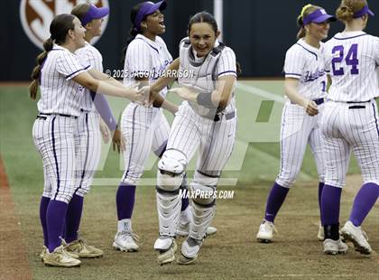 Thumbnail 3 in Hallsville vs. Montgomery Lake Creek (UIL Softball 5A D2 Final) photogallery.