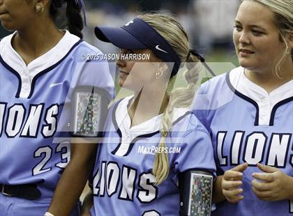 Thumbnail 2 in Hallsville vs. Montgomery Lake Creek (UIL Softball 5A D2 Final) photogallery.