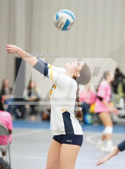 Thumbnail 3 in Clarkston vs. Novi (Beast of the East) photogallery.