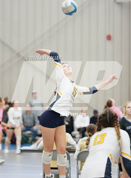 Thumbnail 2 in Clarkston vs. Novi (Beast of the East) photogallery.