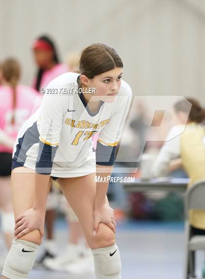 Thumbnail 3 in Clarkston vs. Novi (Beast of the East) photogallery.