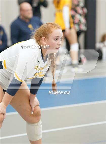 Thumbnail 3 in Clarkston vs. Novi (Beast of the East) photogallery.