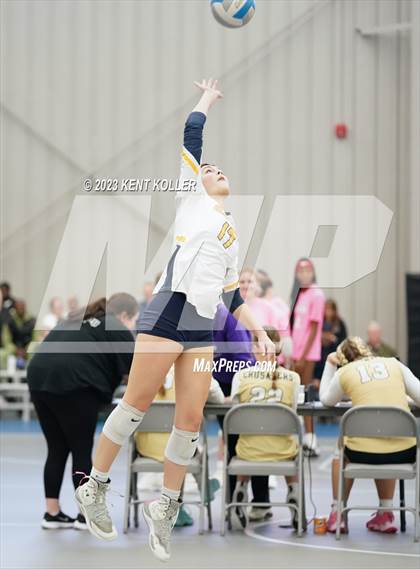 Thumbnail 1 in Clarkston vs. Novi (Beast of the East) photogallery.
