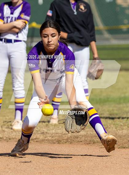 Thumbnail 2 in Healdsburg @ Kennedy (CIF NCS D5 QUARTER FINAL) photogallery.