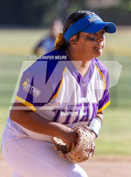 Thumbnail 2 in Healdsburg @ Kennedy (CIF NCS D5 QUARTER FINAL) photogallery.