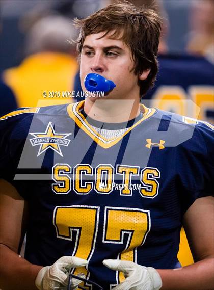Thumbnail 1 in Highland Park vs. Mt. Pleasant (UIL 5A D1 Playoff at The Star) photogallery.