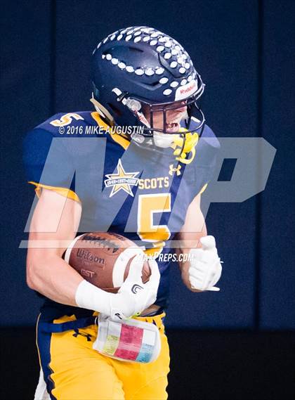 Thumbnail 1 in Highland Park vs. Mt. Pleasant (UIL 5A D1 Playoff at The Star) photogallery.