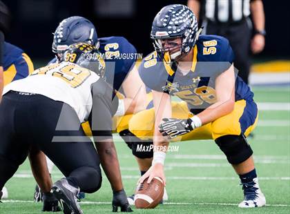 Thumbnail 2 in Highland Park vs. Mt. Pleasant (UIL 5A D1 Playoff at The Star) photogallery.
