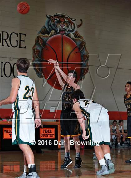 Thumbnail 2 in Northview Academy vs  Woodford County  (King of the Smokies) photogallery.