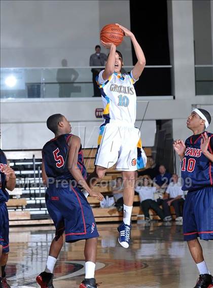 Thumbnail 1 in Los Osos vs. Colony (So Cal Shootout) photogallery.