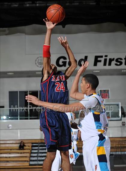 Thumbnail 1 in Los Osos vs. Colony (So Cal Shootout) photogallery.