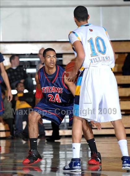 Thumbnail 2 in Los Osos vs. Colony (So Cal Shootout) photogallery.