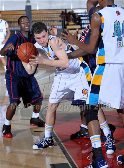 Thumbnail 3 in Los Osos vs. Colony (So Cal Shootout) photogallery.