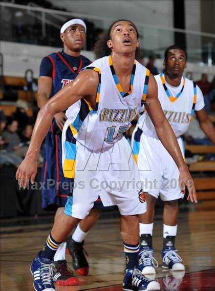 Thumbnail 2 in Los Osos vs. Colony (So Cal Shootout) photogallery.