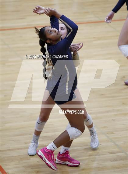 Thumbnail 3 in Desert Vista @ Corona del Sol photogallery.