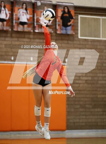 Thumbnail 1 in Desert Vista @ Corona del Sol photogallery.