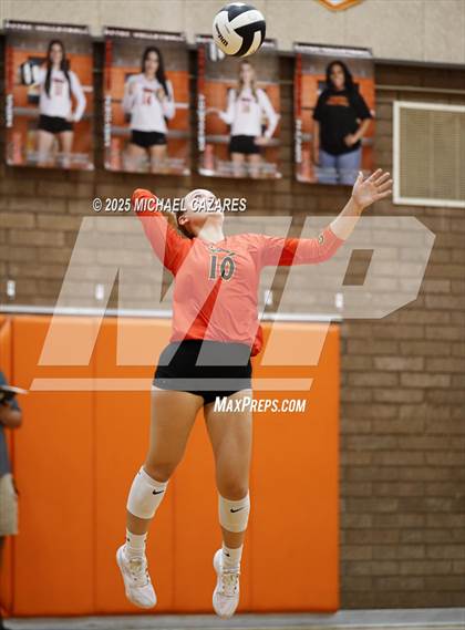 Thumbnail 1 in Desert Vista @ Corona del Sol photogallery.