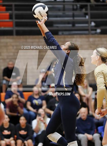 Thumbnail 1 in Desert Vista @ Corona del Sol photogallery.