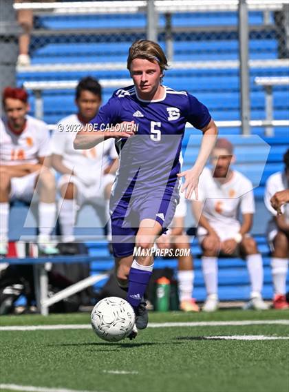 Thumbnail 1 in Boerne vs Stafford (UIL 4A Boys Soccer State Semifinal) photogallery.