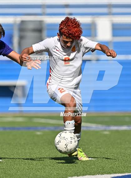 Thumbnail 2 in Boerne vs Stafford (UIL 4A Boys Soccer State Semifinal) photogallery.