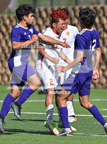 Thumbnail 1 in Boerne vs Stafford (UIL 4A Boys Soccer State Semifinal) photogallery.