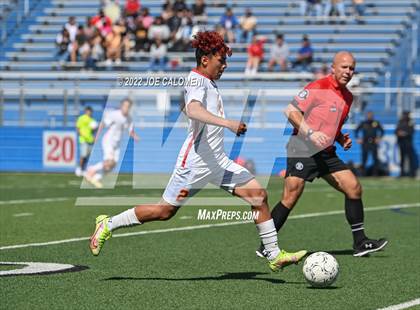 Thumbnail 2 in Boerne vs Stafford (UIL 4A Boys Soccer State Semifinal) photogallery.