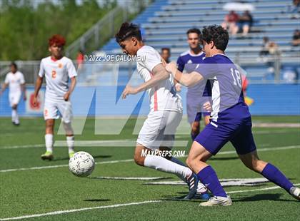 Thumbnail 1 in Boerne vs Stafford (UIL 4A Boys Soccer State Semifinal) photogallery.