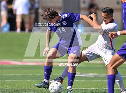 Thumbnail 1 in Boerne vs Stafford (UIL 4A Boys Soccer State Semifinal) photogallery.