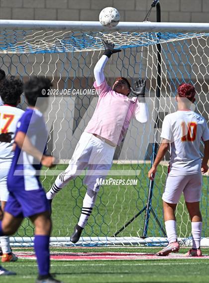 Thumbnail 2 in Boerne vs Stafford (UIL 4A Boys Soccer State Semifinal) photogallery.