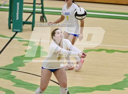 Thumbnail 3 in Greenfield-Central vs. Richmond (IHSAA 4A Section 9 Round 1) photogallery.