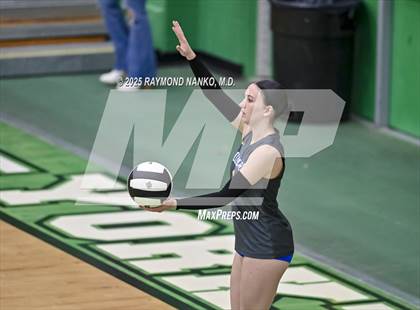 Thumbnail 2 in Greenfield-Central vs. Richmond (IHSAA 4A Section 9 Round 1) photogallery.