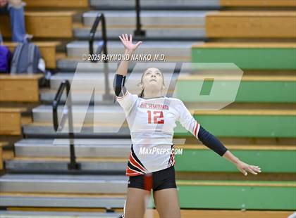 Thumbnail 2 in Greenfield-Central vs. Richmond (IHSAA 4A Section 9 Round 1) photogallery.