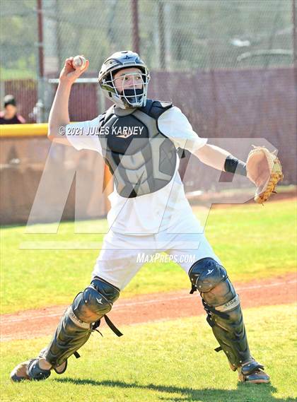 Thumbnail 1 in Bishop Gorman @ Faith Lutheran photogallery.