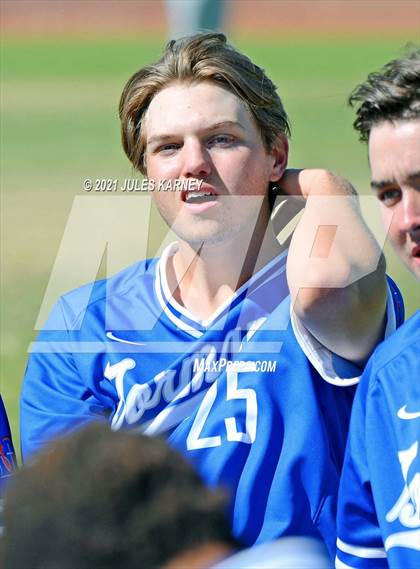 Thumbnail 1 in Bishop Gorman @ Faith Lutheran photogallery.