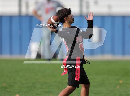 Thumbnail 1 in Pomona vs. Evergreen (CHSAA 4A Second Round) photogallery.