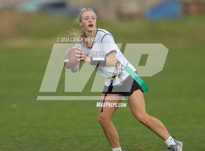Thumbnail 2 in Pomona vs. Evergreen (CHSAA 4A Second Round) photogallery.