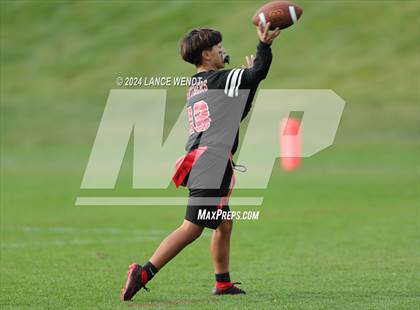 Thumbnail 3 in Pomona vs. Evergreen (CHSAA 4A Second Round) photogallery.