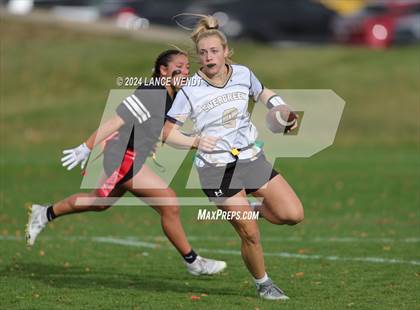 Thumbnail 2 in Pomona vs. Evergreen (CHSAA 4A Second Round) photogallery.