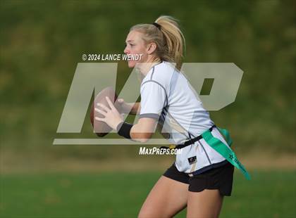 Thumbnail 2 in Pomona vs. Evergreen (CHSAA 4A Second Round) photogallery.