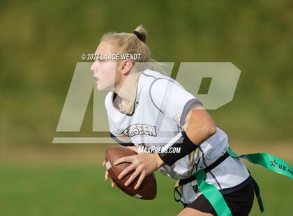 Thumbnail 2 in Pomona vs. Evergreen (CHSAA 4A Second Round) photogallery.