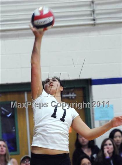 Thumbnail 3 in Thousand Oaks vs. Bishop O'Dowd (2010 Durango Fall Classic) photogallery.